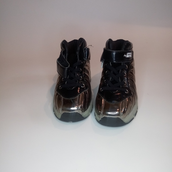 "Foamposite" style heelys size 3y "34 euro" in kids - Picture 3 of 7